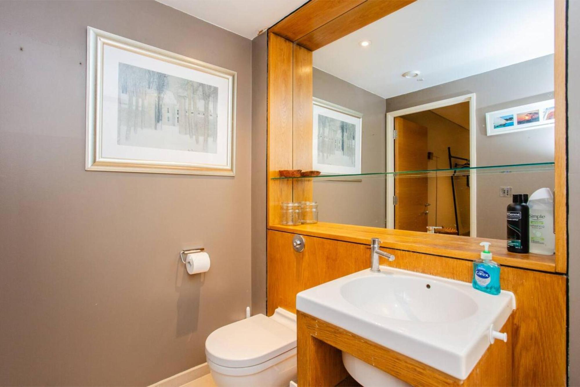 Modern 3 Bedroom Apartment In Paddington Londra Exterior foto