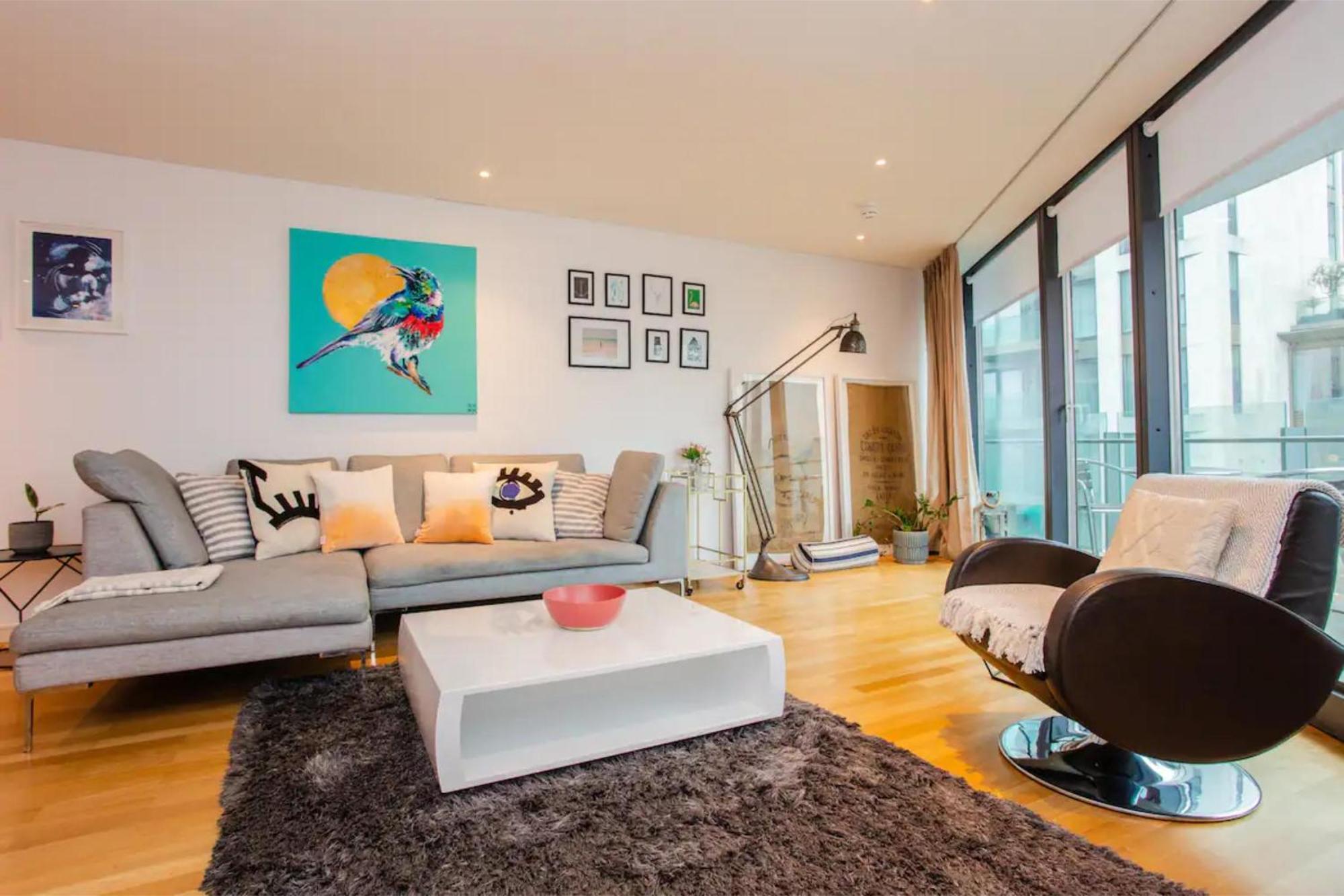 Modern 3 Bedroom Apartment In Paddington Londra Exterior foto
